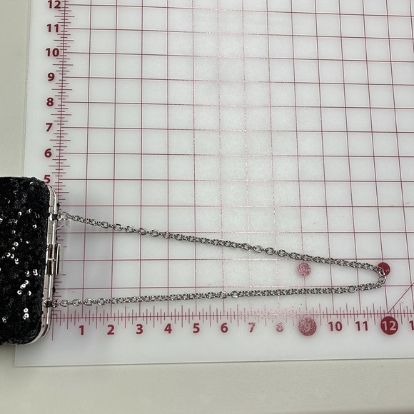 EXPRESSIONS NYC NWT Cocktail Black Sequin Clutch/Shoulder Evening/Party Purse - Picture 7 of 11